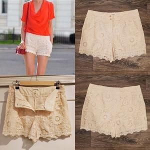 Monteau, Laced Scalloped Hem Shorts, Cream